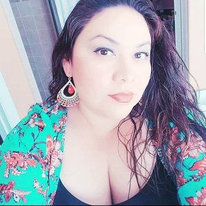 Meet your Posher, Marivel